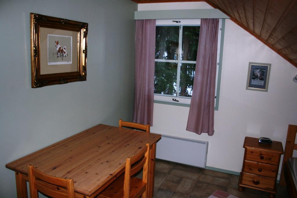 Lohijaerven Eraekeskus Hotel Lohijarvi Phòng bức ảnh